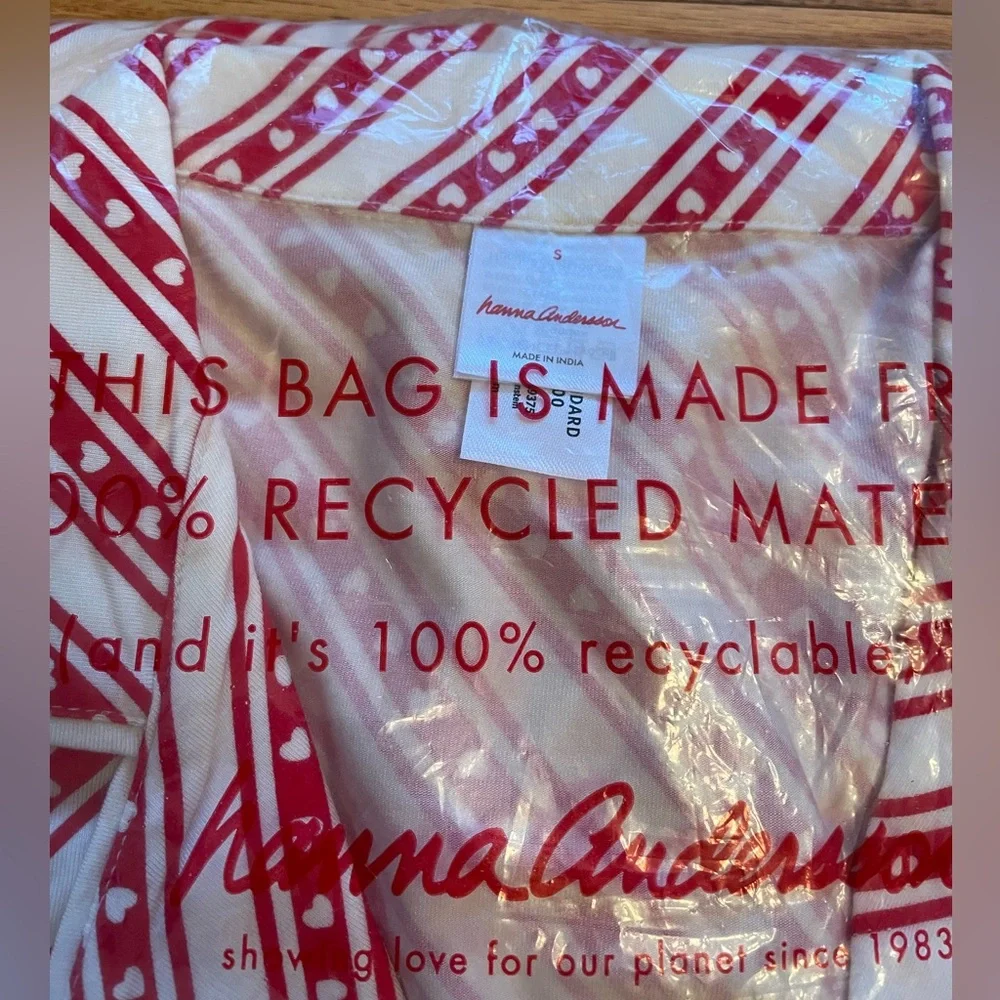 Hanna Andersson Women's Short Sleeve HannaSoft™ Pajama Set - Picture 3 of 7